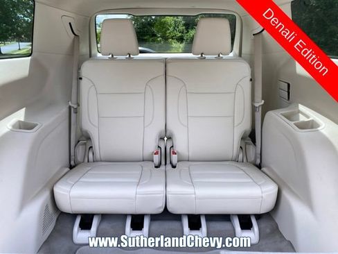 Used 2023 GMC Acadia Denali AWD/4WD image 45