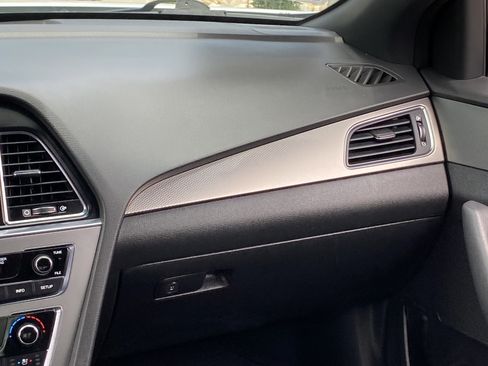 Used 2017 Hyundai Sonata Limited 2.0T FWD image 22