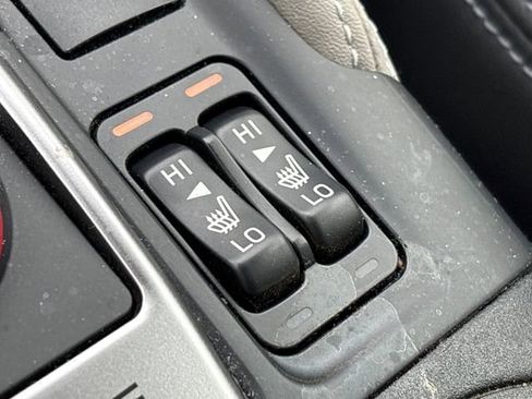 Used 2022 Subaru Forester Limited w/ Popular Package #3 image 15