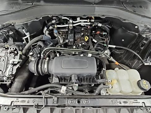 Used 2022 Ford Explorer XLT w/ Equipment Group 202A image 42