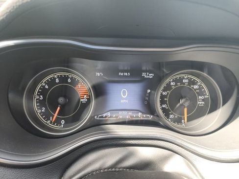 Used 2021 Jeep Cherokee Latitude Lux 80th Anniv w/ Quick Order Package 26U 80TH image 1