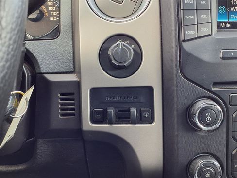 Used 2013 Ford F150 XLT w/ Luxury Equipment Group image 12