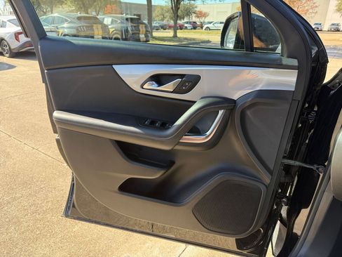 Used 2025 Chevrolet Blazer LT image 20