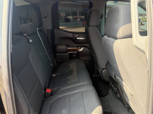 Used 2021 GMC Sierra 1500 Elevation image 12