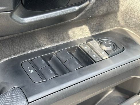 New 2026 Toyota Tacoma SR5 image 25