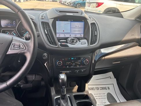 Used 2017 Ford Escape Titanium AWD/4WD image 17