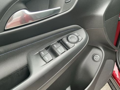 Used 2024 Buick Envista Sport Touring w/ Convenience I Package image 13