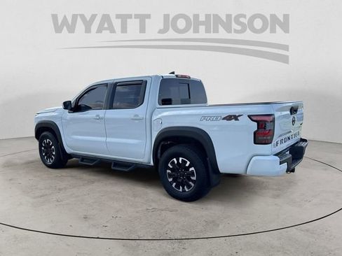 Used 2024 Nissan Frontier PRO-4X w/ Technology Package AWD/4WD image 3