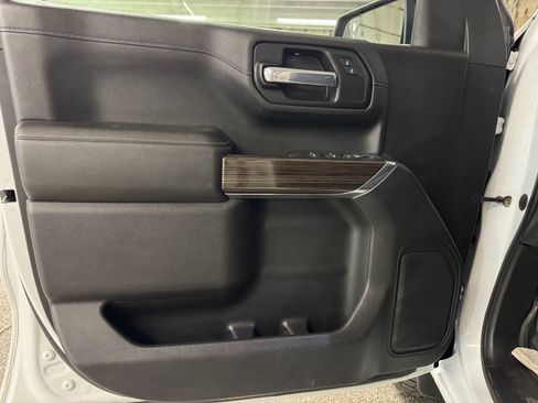 Used 2021 Chevrolet Silverado 1500 LT Trail Boss w/ Bed Protection Package image 15