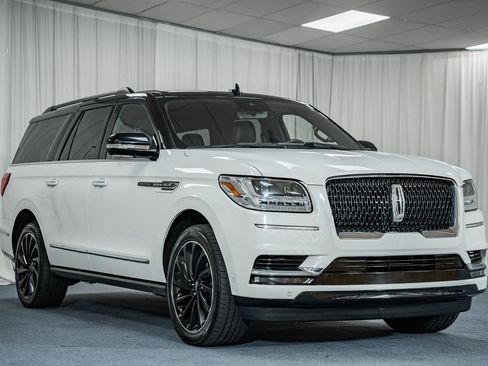 Used 2021 Lincoln Navigator L Black Label w/ Special Edition Package image 1