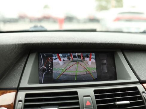 Used 2011 BMW X5 xDrive50i AWD/4WD image 23