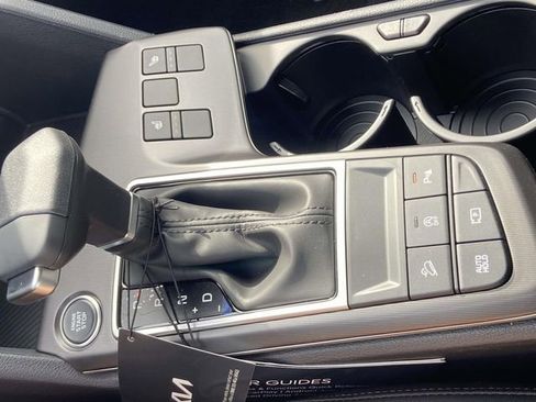 New 2026 Kia Sportage EX FWD image 22