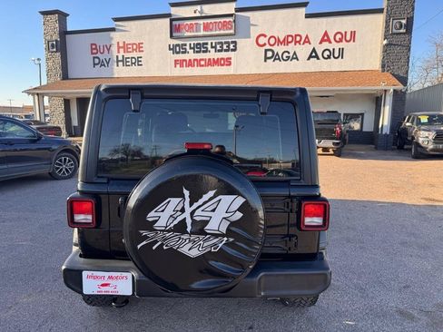 Used 2019 Jeep Wrangler Unlimited Sport AWD/4WD image 12