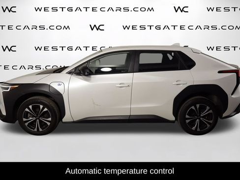 Used 2023 Subaru Solterra AWD image 5