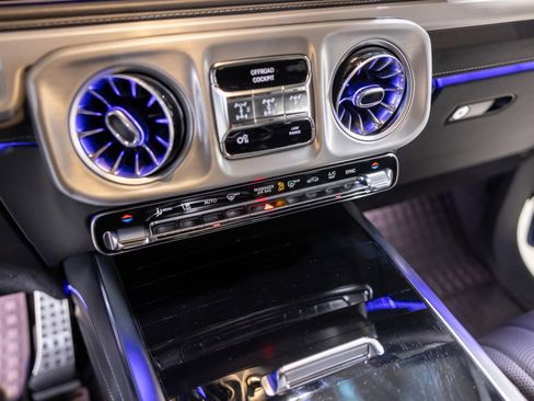 Used 2025 Mercedes-Benz G 63 AMG 4MATIC image 37