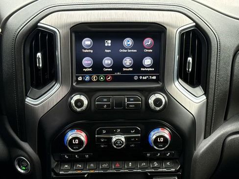Used 2020 GMC Sierra 1500 Denali w/ Denali Ultimate Package AWD/4WD image 12