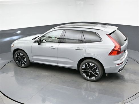 New 2026 Volvo XC60 B5 Plus w/ Protection Package Premier image 47