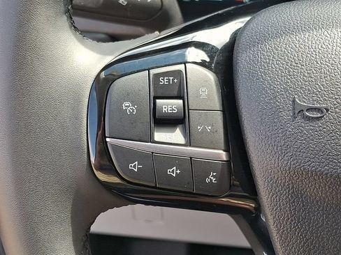 Used 2024 Ford Escape Platinum w/ Class II Trailer Tow Package AWD/4WD image 22