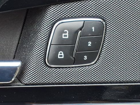 Used 2023 Lincoln Nautilus AWD image 13