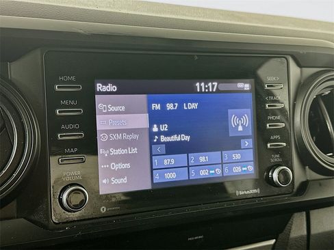 Used 2022 Toyota Tacoma SR image 17