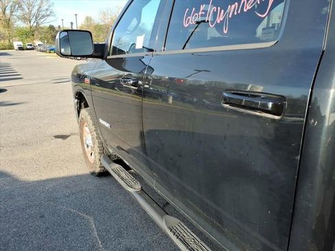 Used 2021 RAM 3500 Big Horn image 11
