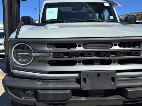 Used 2021 Ford Bronco Big Bend image 11