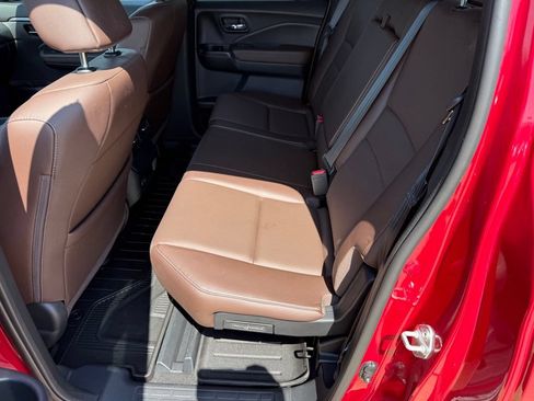 Used 2025 Honda Ridgeline RTL image 10