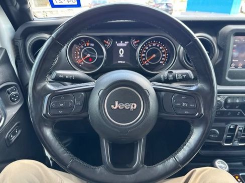 Used 2022 Jeep Wrangler Unlimited Sport AWD/4WD image 10