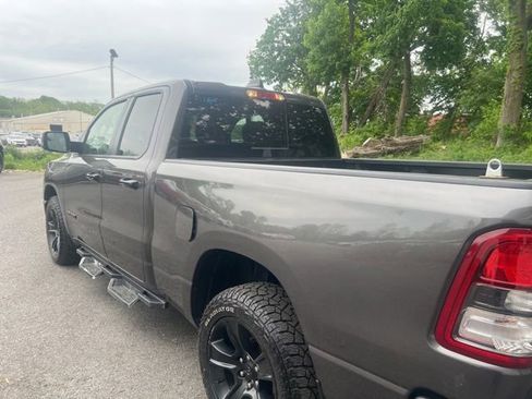 Used 2023 RAM 1500 Big Horn AWD/4WD image 3
