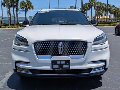 Used 2020 Lincoln Aviator Reserve w/ Equipment Group 201A AWD/4WD image 8