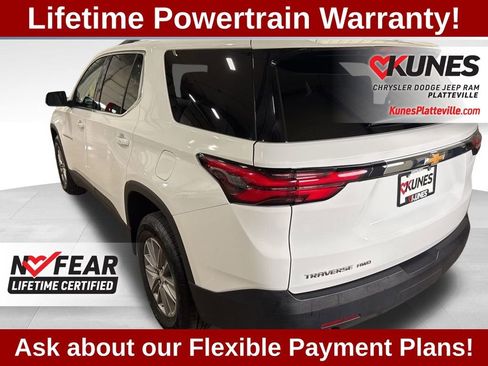 Used 2023 Chevrolet Traverse LT image 8