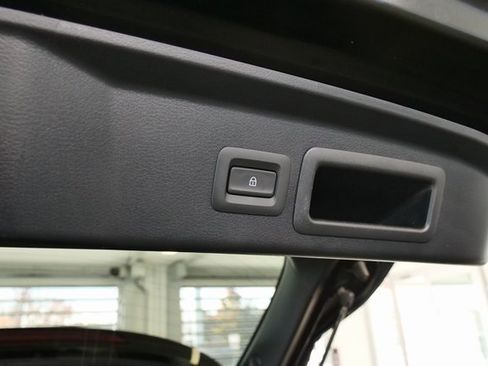 Used 2024 MAZDA CX-30 AWD 2.5 S w/ Preferred Package image 14