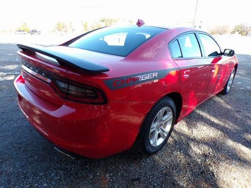 Used 2023 Dodge Charger SXT image 4