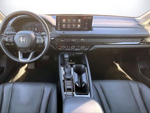 Used 2024 Honda Accord Touring image 16