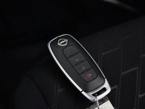Certified 2024 Nissan Kicks SR FWD image 28