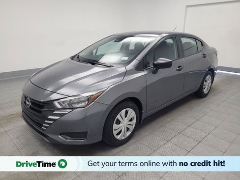 Used 2025 Nissan Versa S w/ Trunk Package FWD image 1