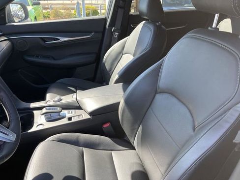 Certified 2025 INFINITI QX55 Luxe w/ Cargo Package AWD/4WD image 9