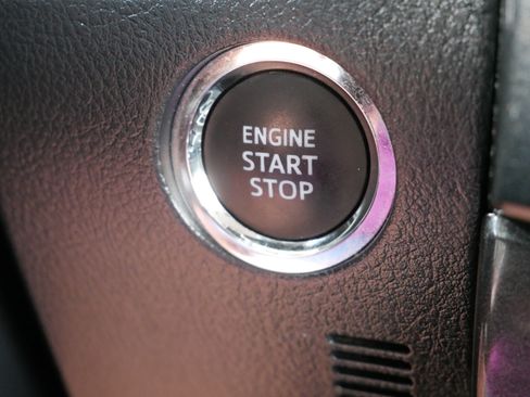 Used 2024 Toyota 4Runner TRD Off-Road Premium w/ Off Road Premium Plus Package AWD/4WD image 28