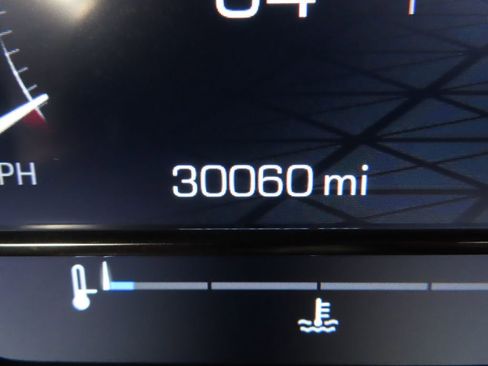 Used 2024 GMC Sierra 1500 AT4 w/ Technology Package image 15