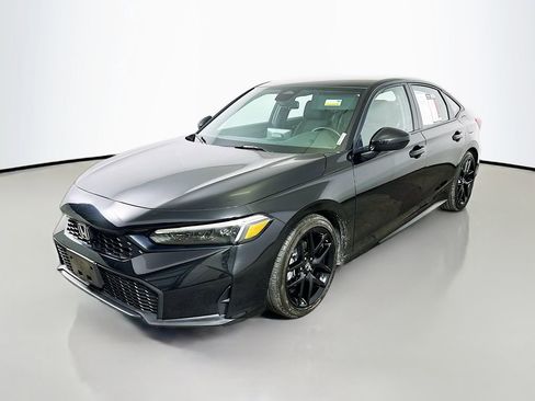 Used 2025 Honda Civic Sport image 3