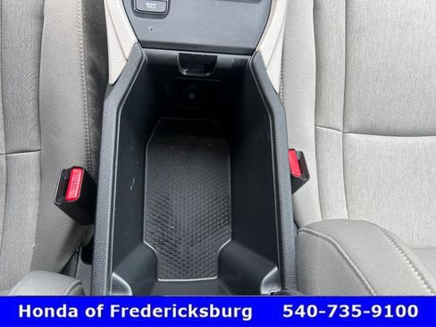 Certified 2025 Honda Accord SE image 22