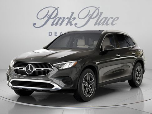 Used 2026 Mercedes-Benz GLC 300 image 39