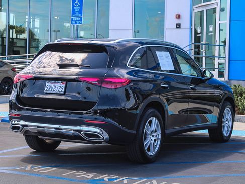 Used 2025 Mercedes-Benz GLC 300 image 7
