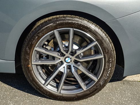 Used 2025 BMW 230i xDrive Coupe w/ Premium Package image 11