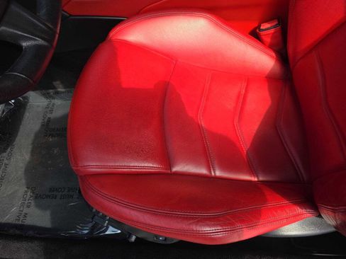 Used 2016 Maserati GranTurismo MC image 12