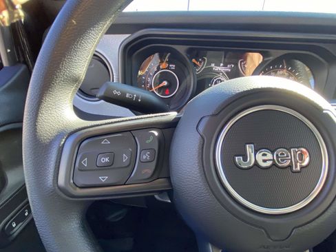 New 2026 Jeep Wrangler Sport AWD/4WD image 9
