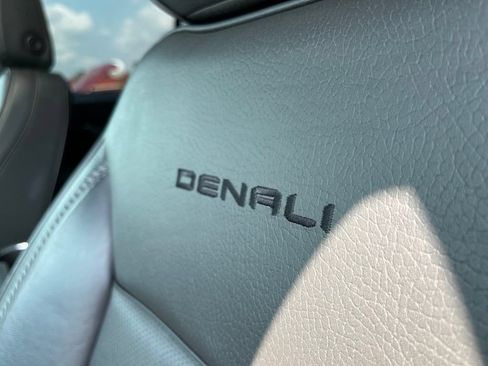 Used 2022 GMC Yukon Denali AWD/4WD image 37