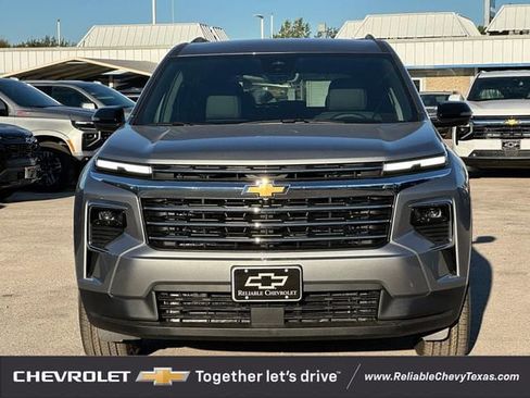 New 2026 Chevrolet Traverse LT FWD image 7