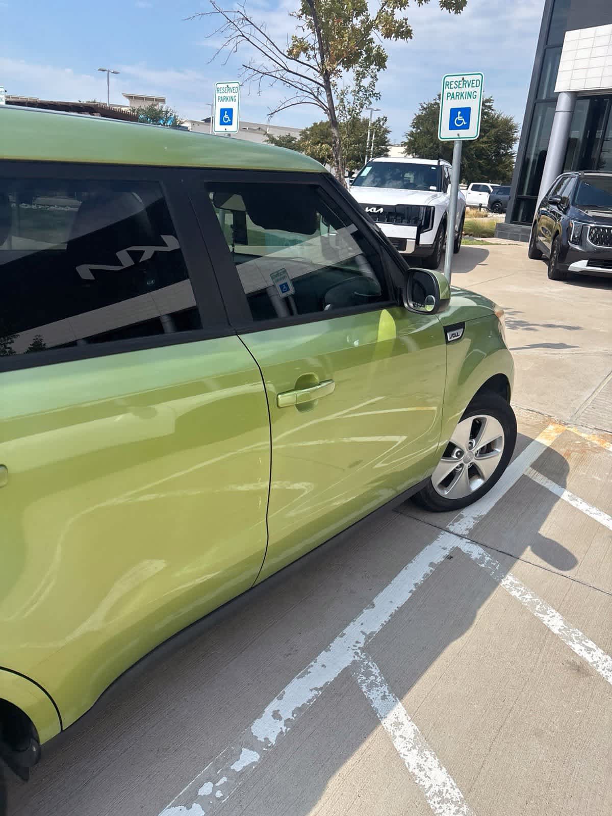 Used 2015 Kia Soul FWD image 5