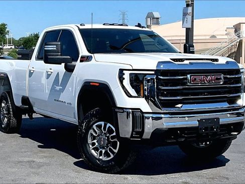 Used 2025 GMC Sierra 2500 SLE AWD/4WD image 36
